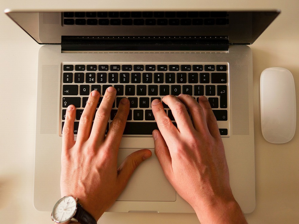 Choisir parmi les bonnes agences internet en Suisse